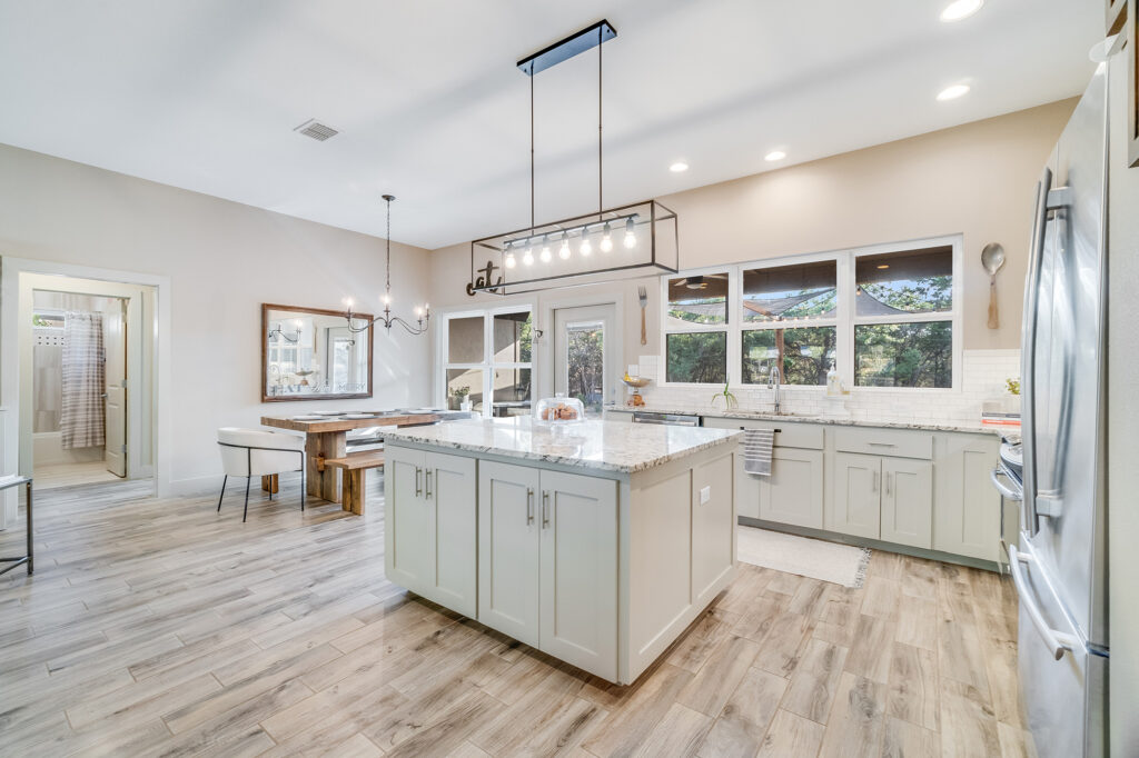 Laminate Flooring | Carpets of Dalton